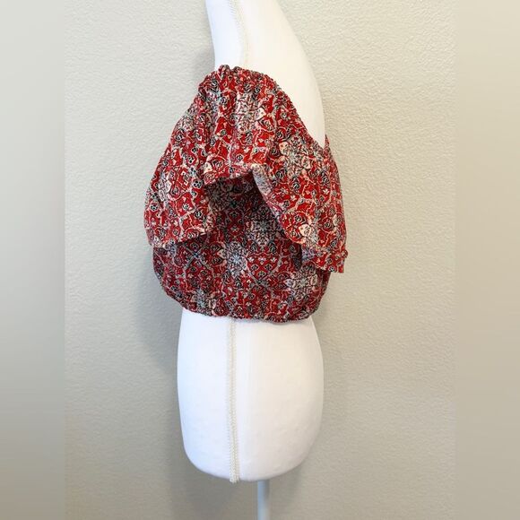 Hollister Ruffle Crop Top - Picture 2 of 4